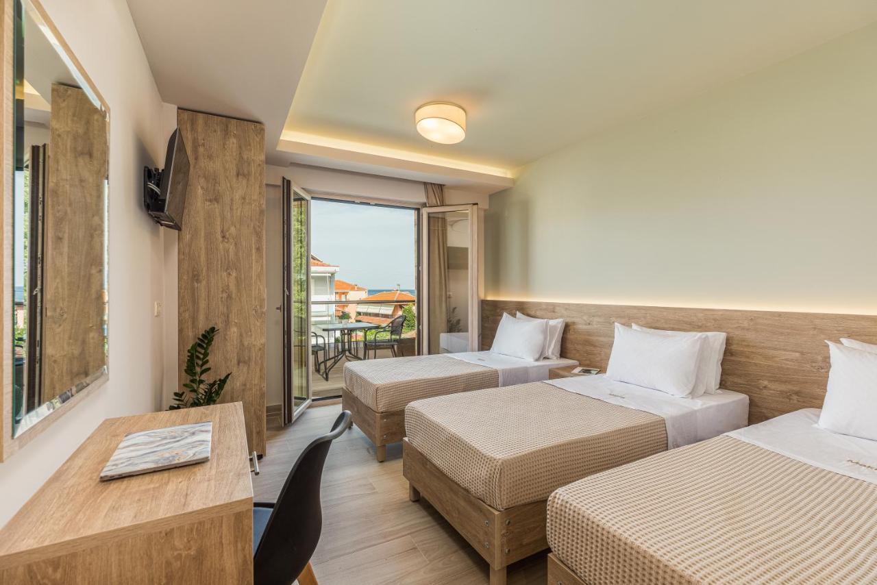 Makris Luxury Rooms Leptokarya  Exteriör bild